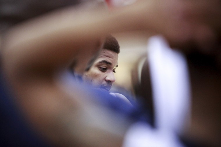 Boys B-ball: DV vs Red Mt.