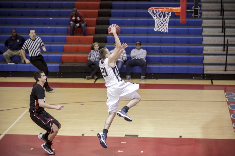 Boys B-ball: DV vs Red Mt.