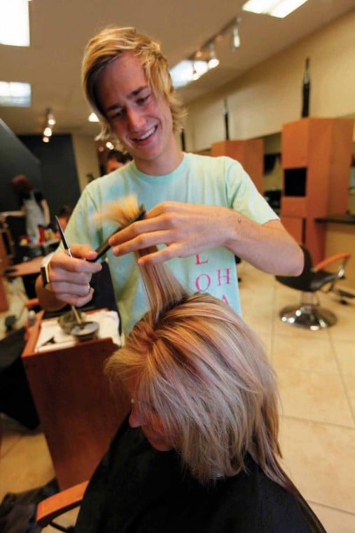Local Stylist Steals The Show In The Real World Arts Life