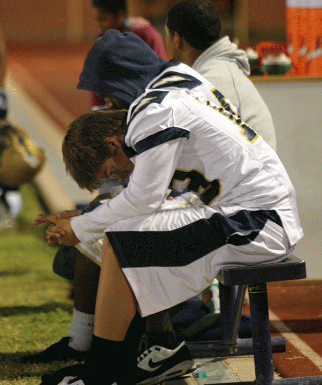 GameNight: Mesa shuts down, shuts out Desert Vista, 19-0