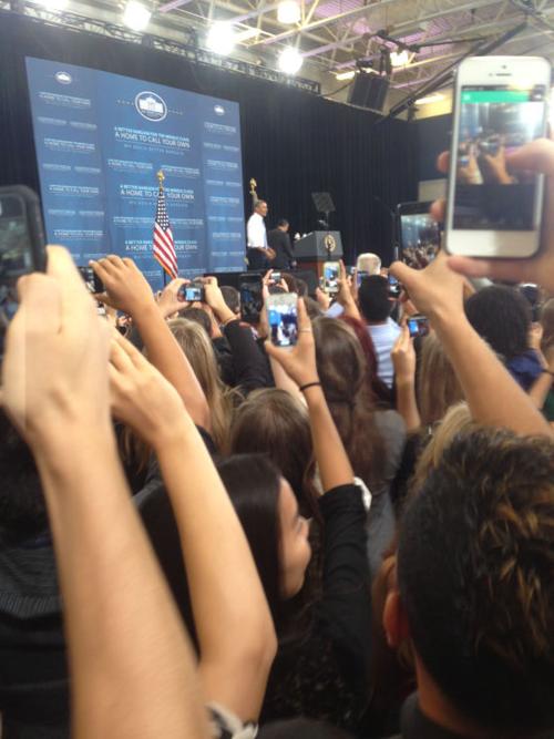 Obama visits Desert Vista