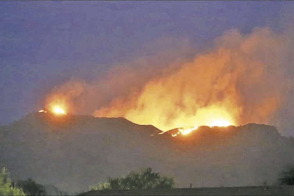How fire heroes saved Lost Dutchman Park | News | ahwatukee.com