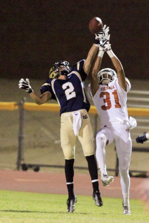 Football: DV vs Cienega