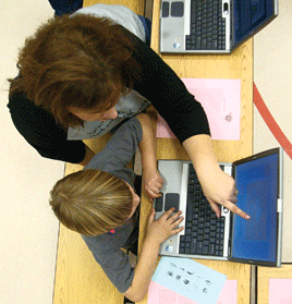 Esperanza parents experience new teaching techniques at Math Night