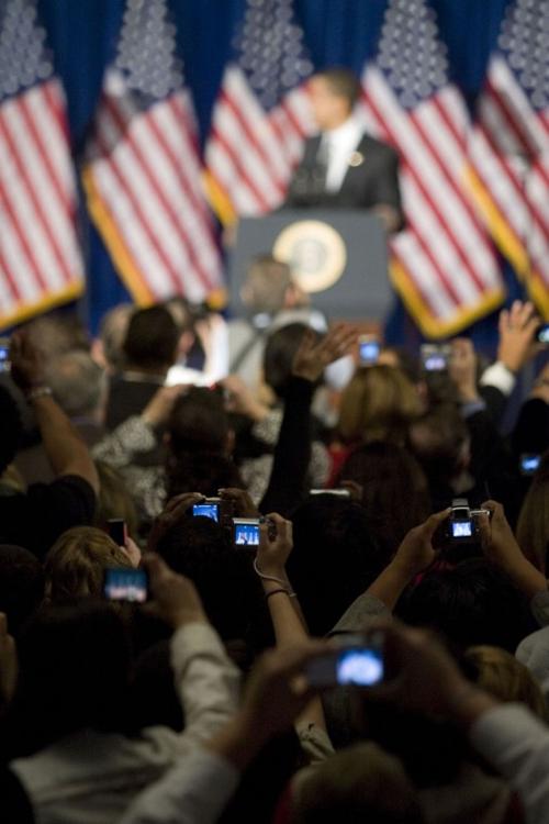 Photo Slideshow: Obama visits East Valley school to discuss mortgage crisis