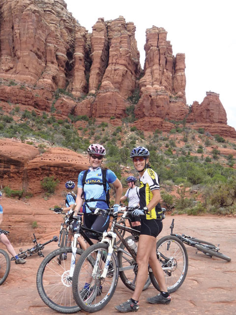 Team LUNA Chix offers mountain-biking clinic