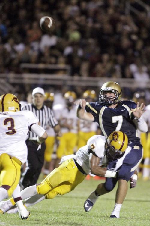 Football: DV vs MP