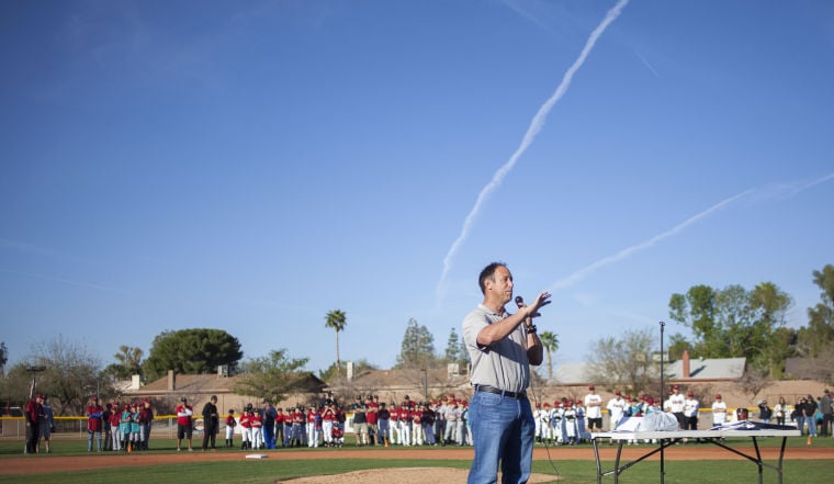 Arizona Diamondbacks players partake in Ahwatukee Little League game