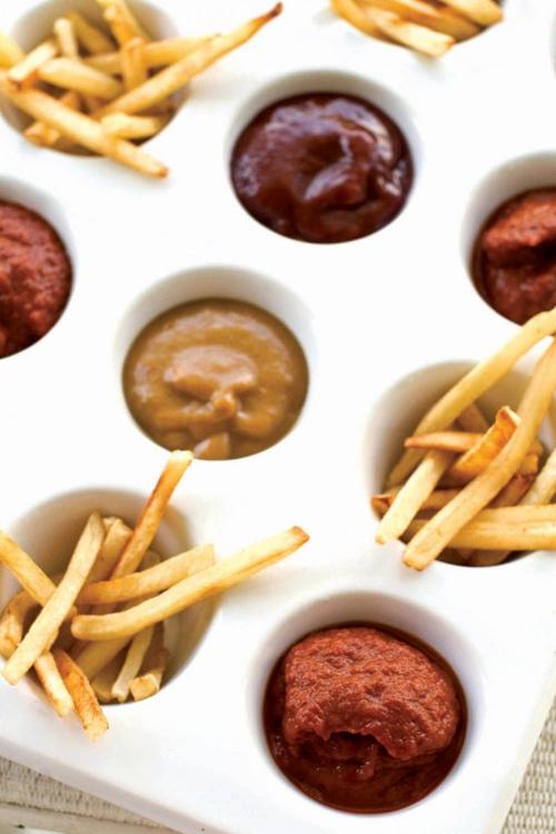 Food Ketchup Gets Cool
