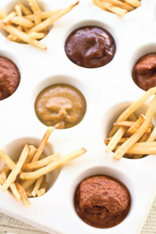 Food Ketchup Gets Cool
