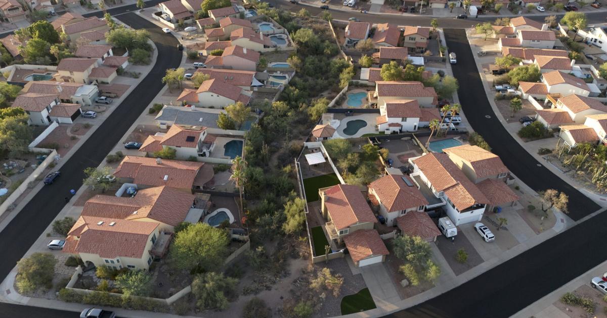 Mini Neighbor Neighbors rally against city over ‘mini-preserve’ | News | ahwatukee.com