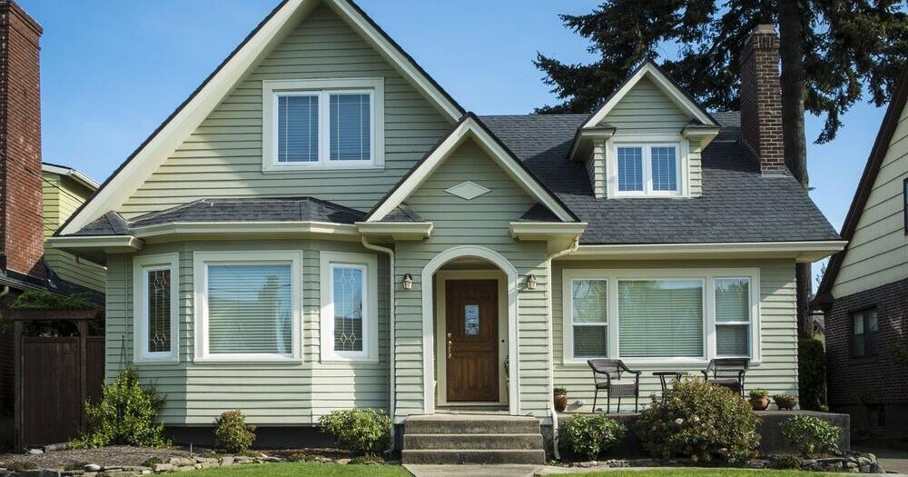 Homeowners in Iowa Pay the 8th Most in Property Taxes Throughout the U.S.