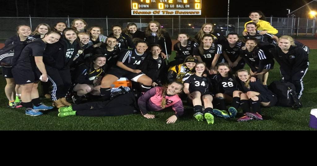 DISTRICT 10 SOCCER, VOLLEYBALL PLAYOFFS Sports