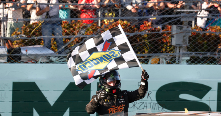 The Checkered Flag: Pittsburgh first local track to open; racing