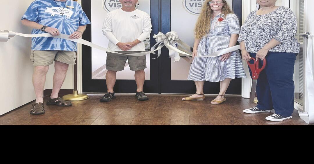 New visitor’s center opens in Altavista library News