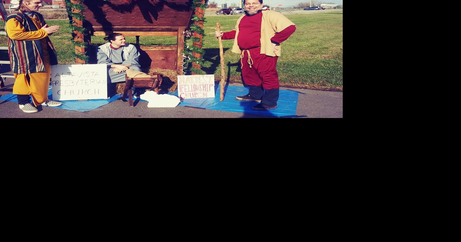 Altavista hosts reverse Christmas parade Multimedia