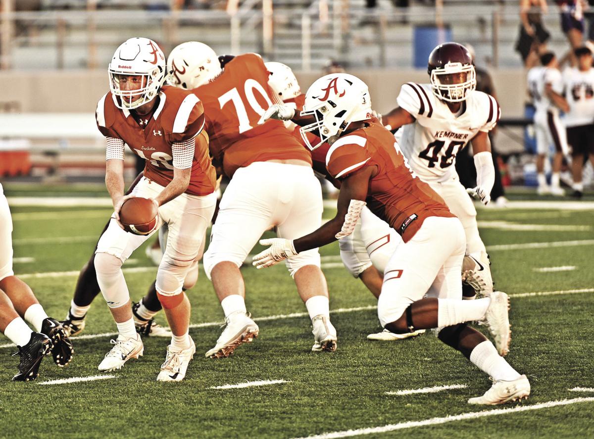Football Rundown Jackets Fall To Kempner In Home Opener Sports