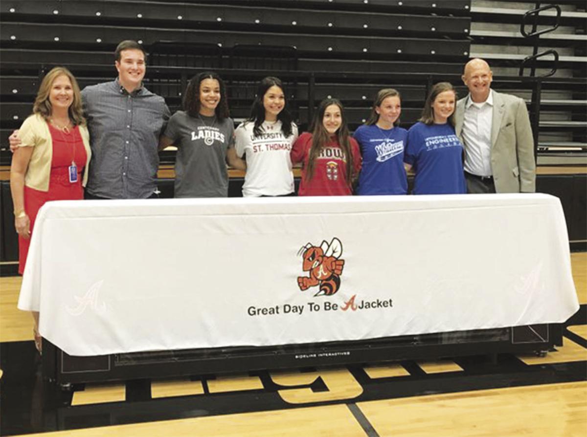 Area Student Athletes Sign Collegiate Letters Sports Alvinsun Net