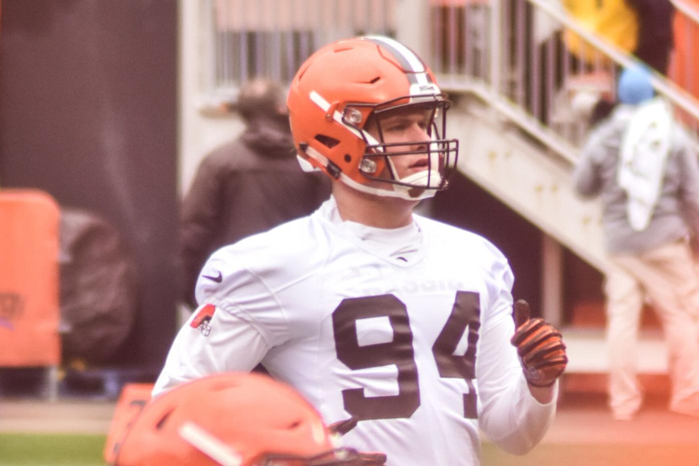 Nassib becomes first active NFL player to come out as gay