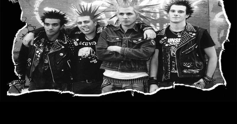 Punx: Between Resistance and Community: The Long Island Do-It-Yourself Punk  Scene (Other)