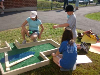 Students learn physics by building mini-golf course ...