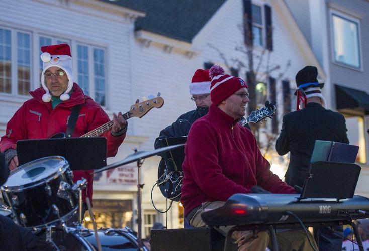 Santa Parade, treelighting draws thousands Local News