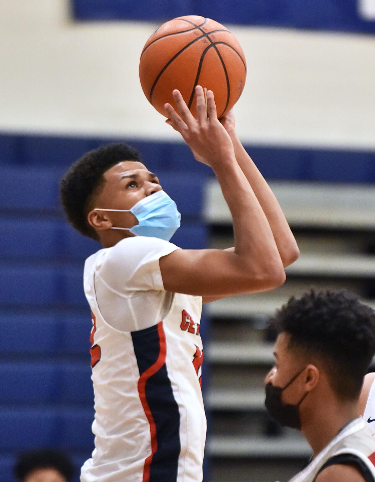 210216_ET_CRU_BoysBasketball_7.jpg