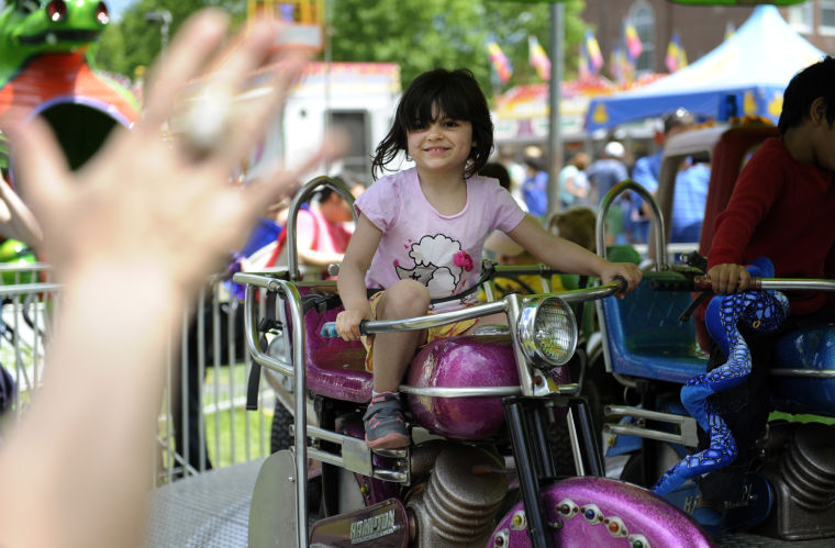 130518_at_tje_clowntown_03.jpg