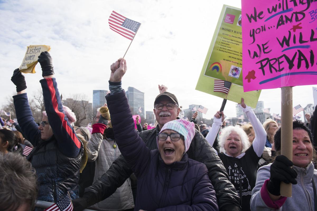 170121_ET_SGo_womensmarch002.jpg MARCH