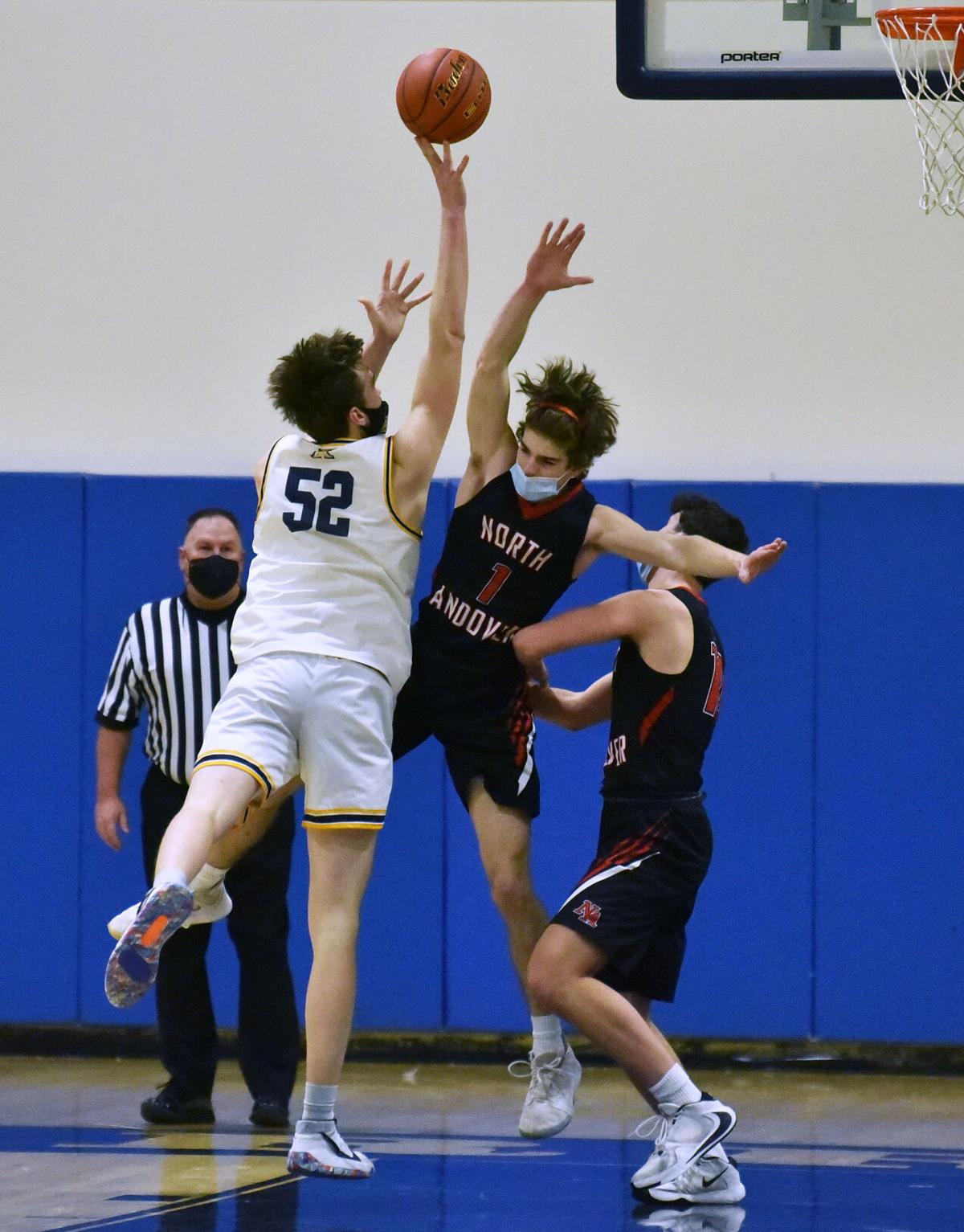 210212_ET_CRU_BoysBasketball_7.jpg