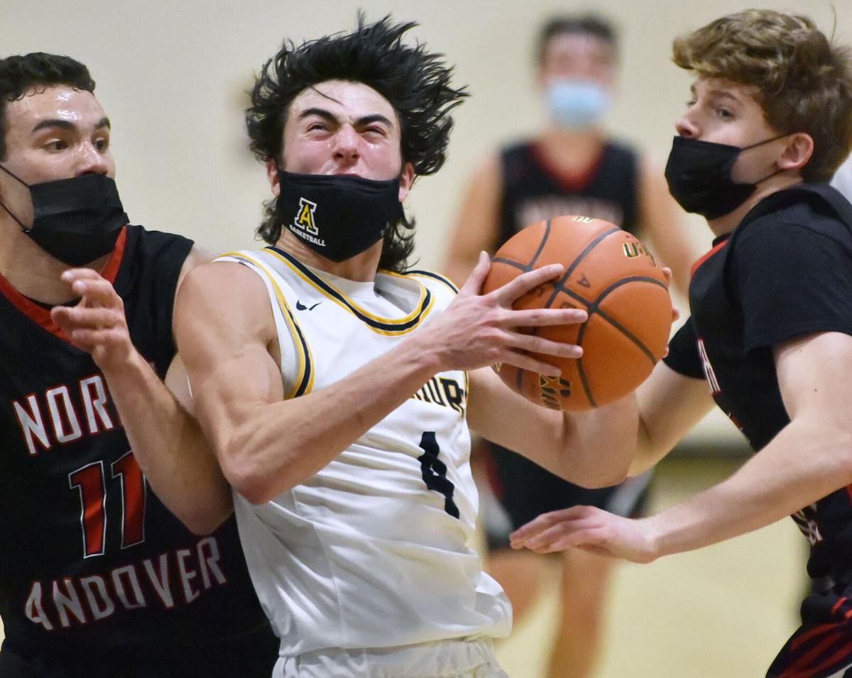 210212_ET_CRU_BoysBasketball_14.JPG