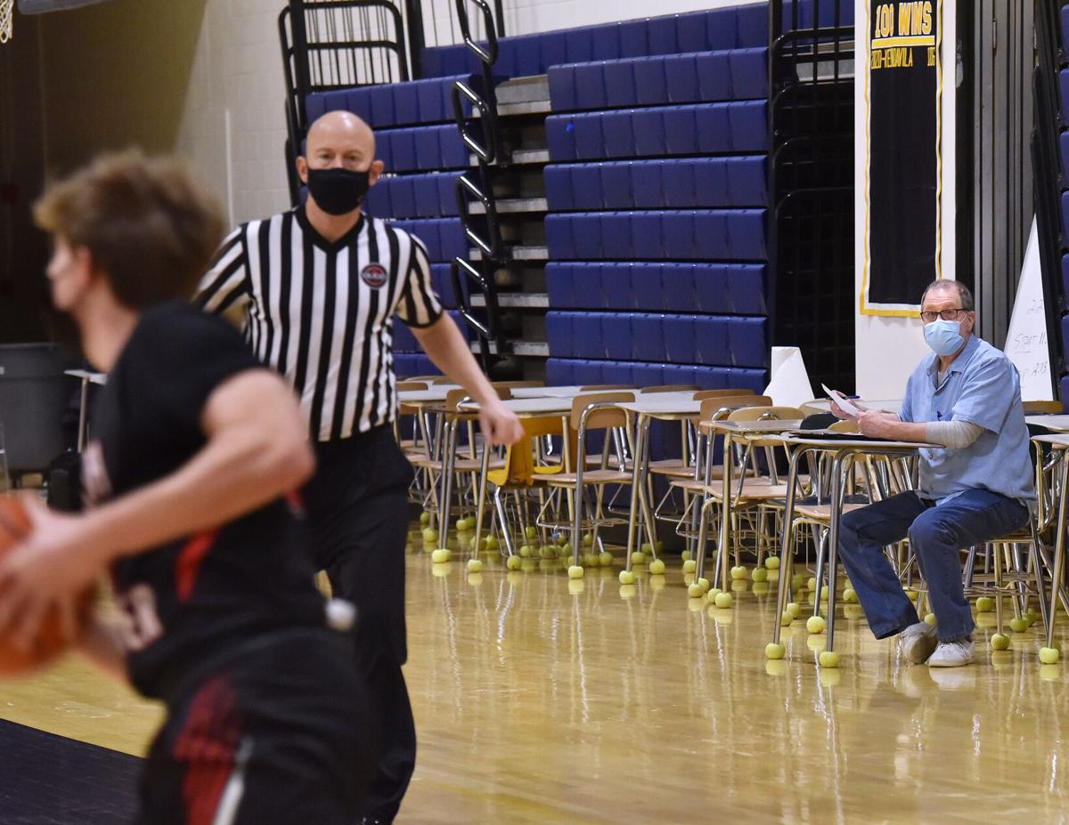 210212_ET_CRU_BoysBasketball_17.JPG