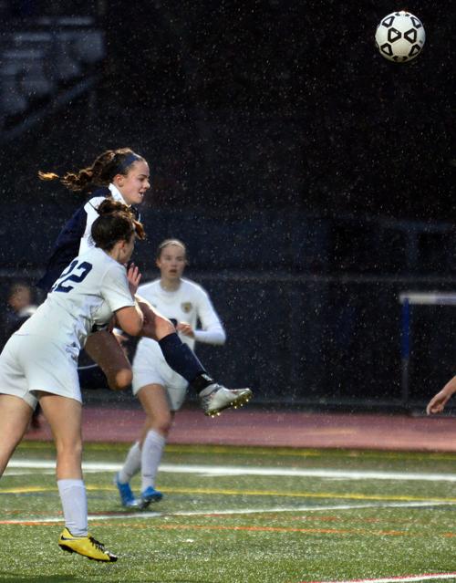 191107_ET_CRU_GIRLS SOCCER_6.jpg