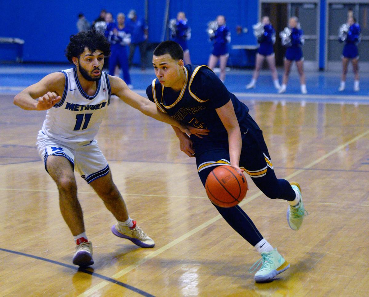 200124_AT_CRU_BASKETBALL_4.JPG