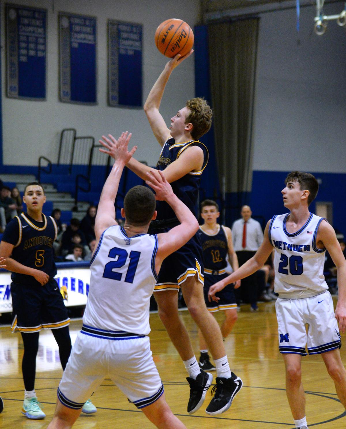 200124_AT_CRU_BASKETBALL_11.JPG