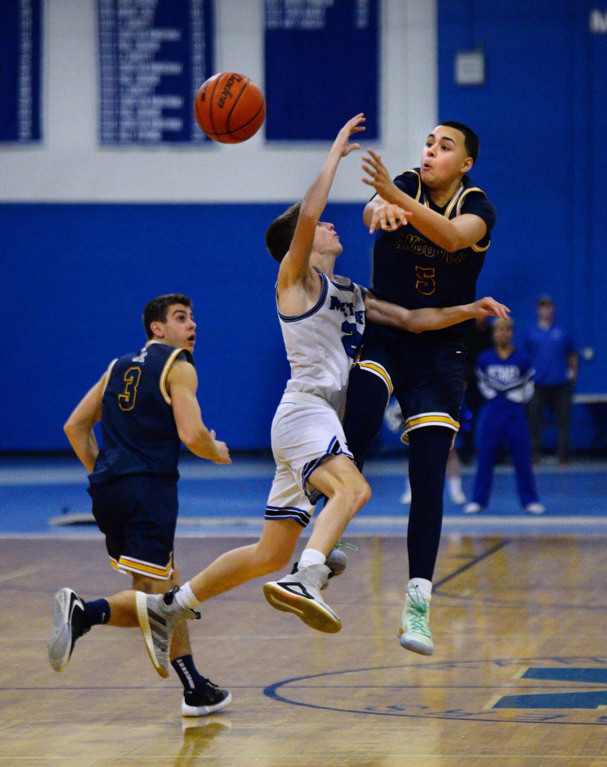 200124_AT_CRU_BASKETBALL_13.JPG
