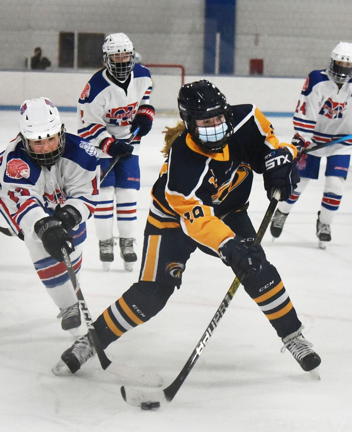 210113_ET_CRU_GIRLSHOCKEY_7.jpg