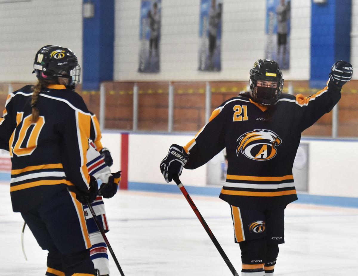 210113_ET_CRU_GIRLSHOCKEY_8.JPG