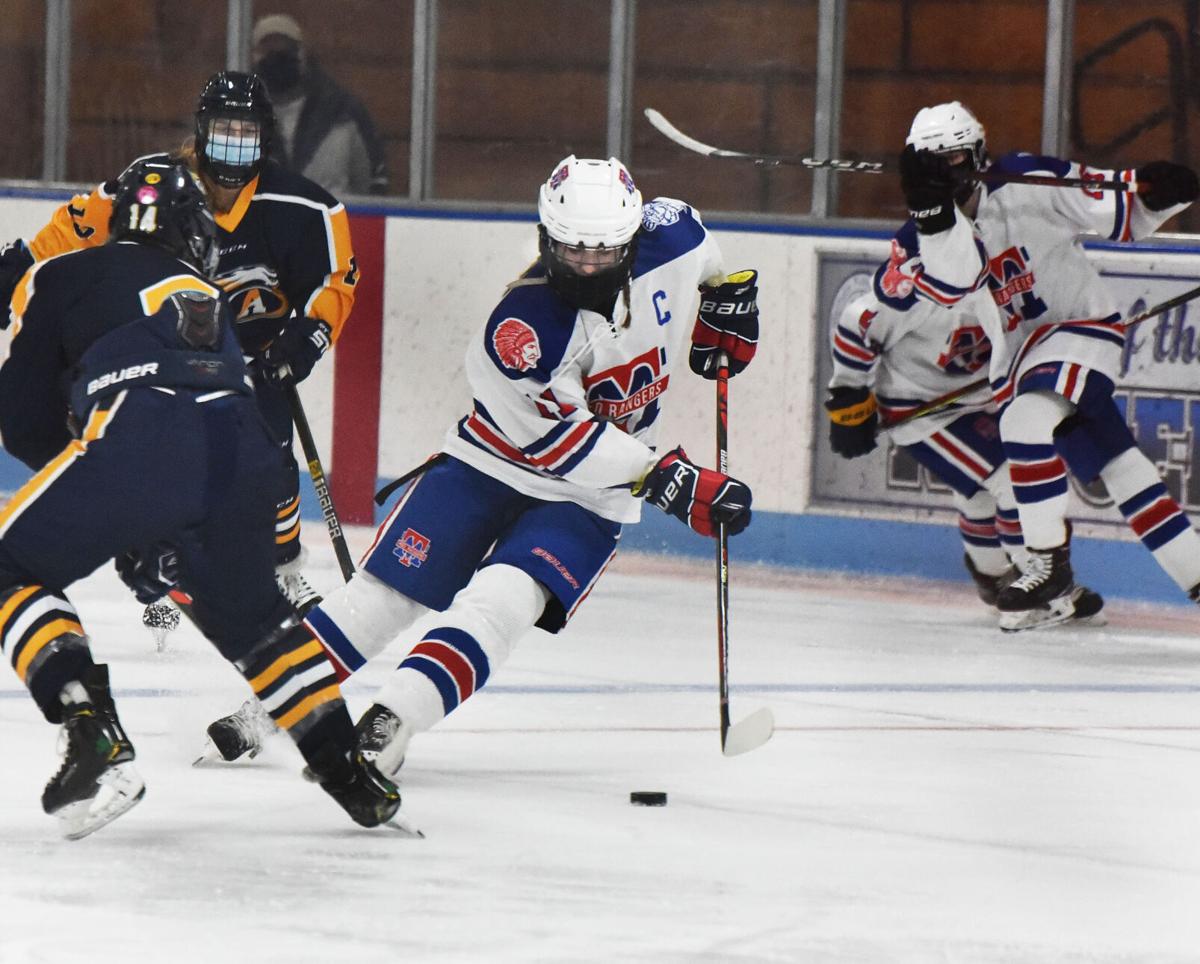 210113_ET_CRU_GIRLSHOCKEY_11.JPG