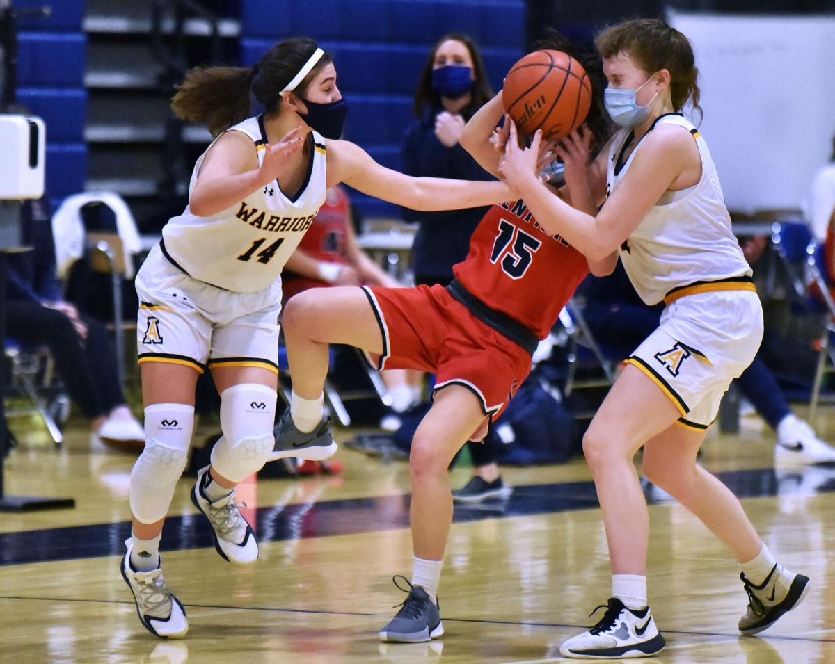 210115_ET_CRU_GirlsBasketball_2.JPG