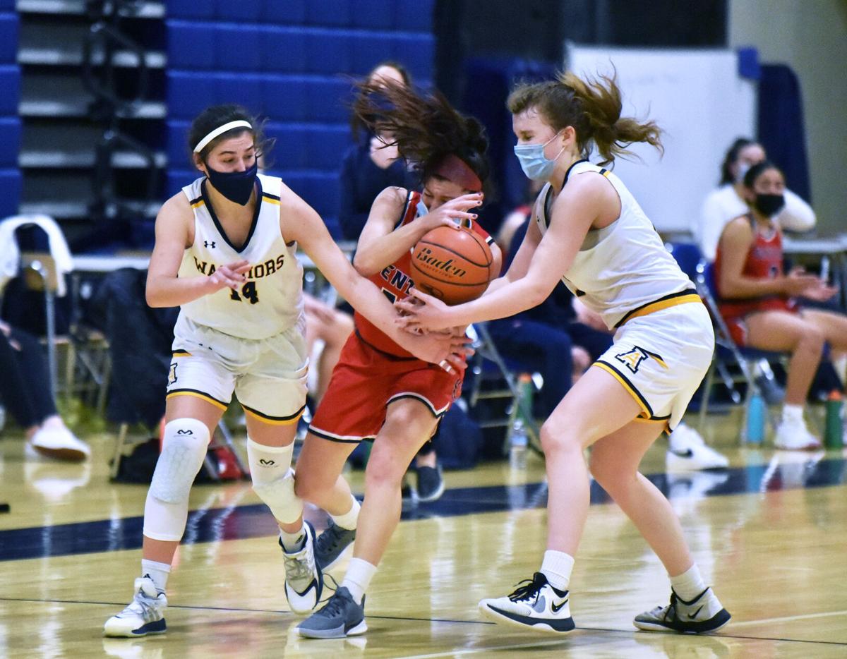 210115_ET_CRU_GirlsBasketball_3.JPG
