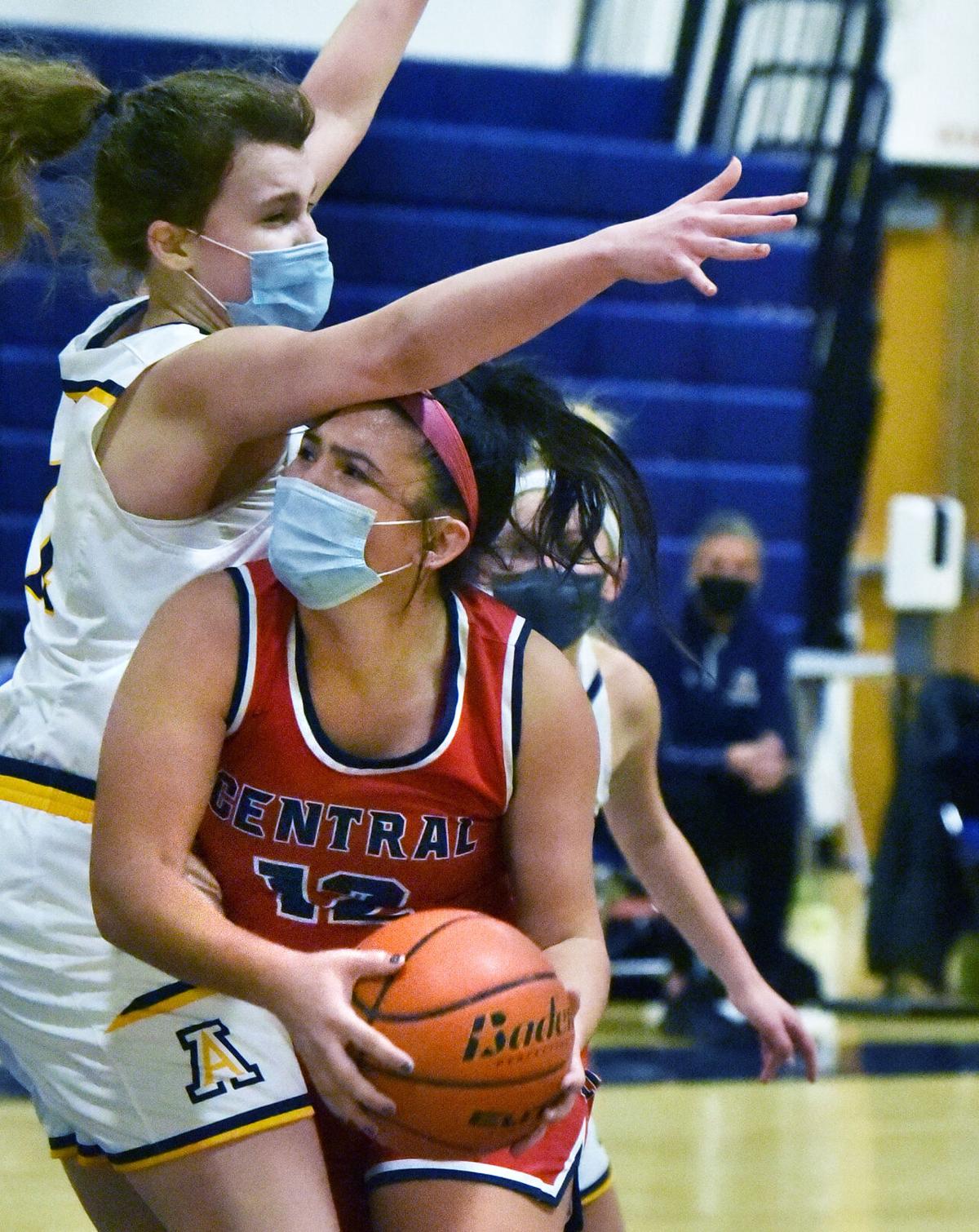210115_ET_CRU_GirlsBasketball_5.JPG