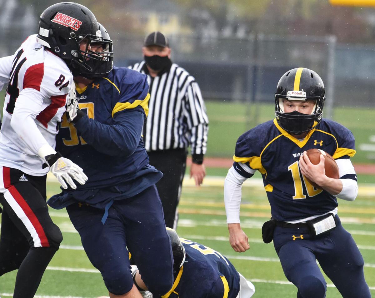 210415_ET_CRU_FOOTBALL_7.JPG