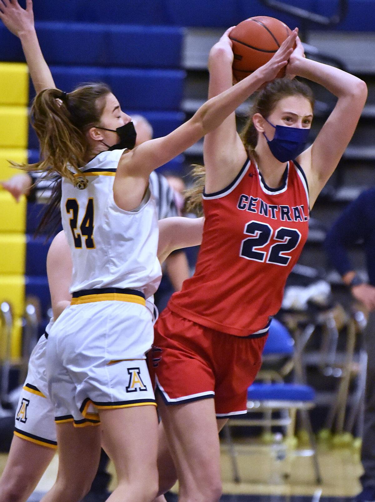 210115_ET_CRU_GirlsBasketball_12.jpg