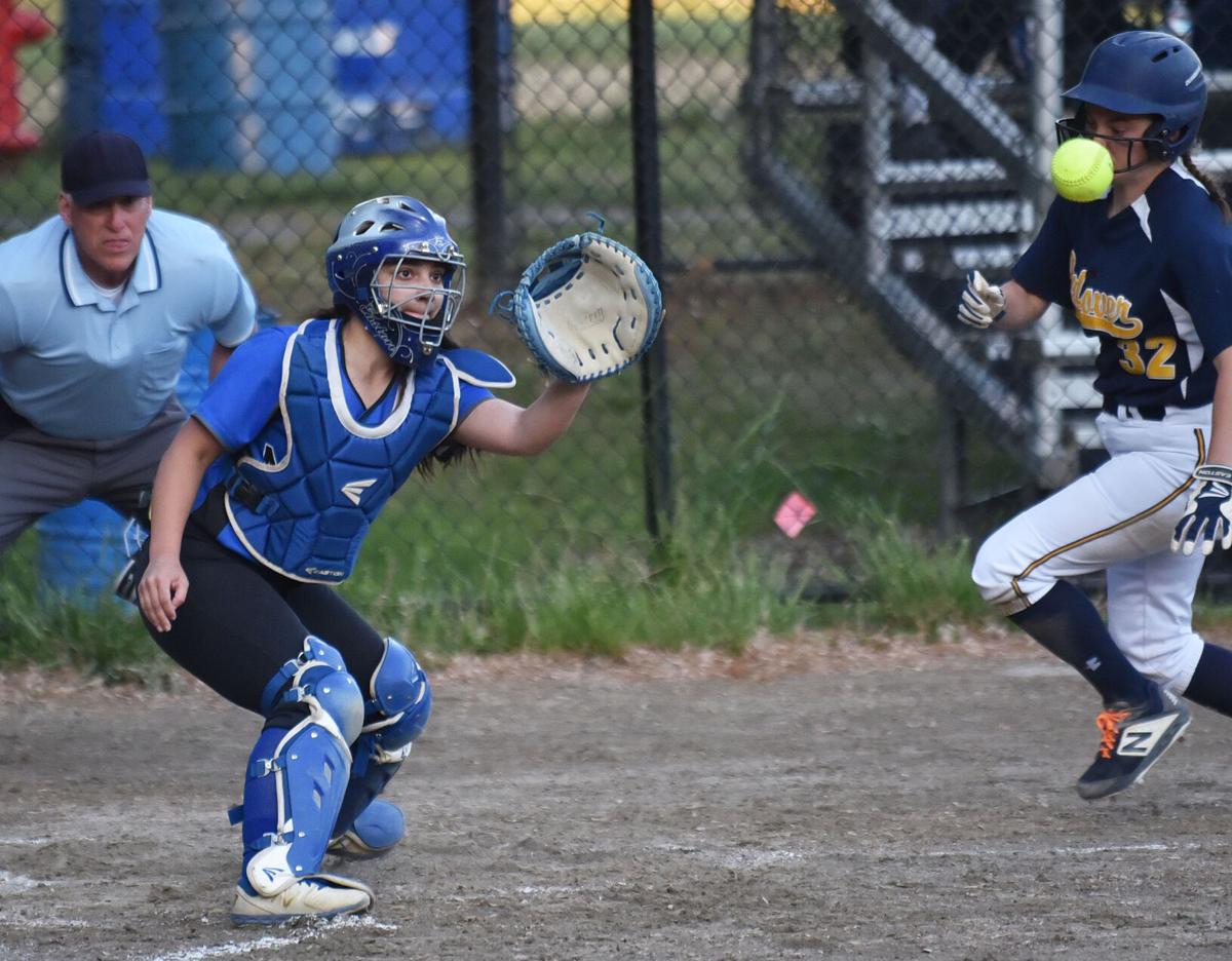 210524_ET_CRU_SOFTBALL_3.JPG