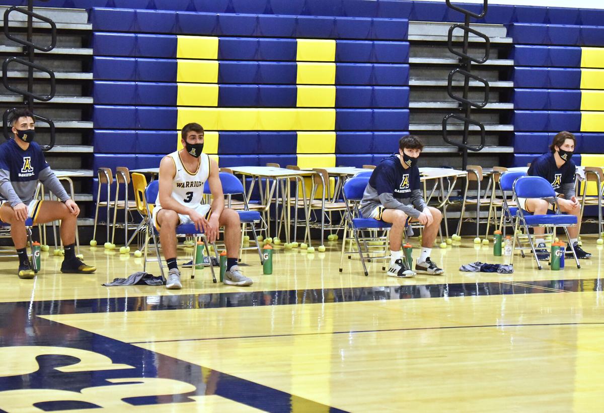 210112_ET_CRU_BASKETBALL_4.jpg