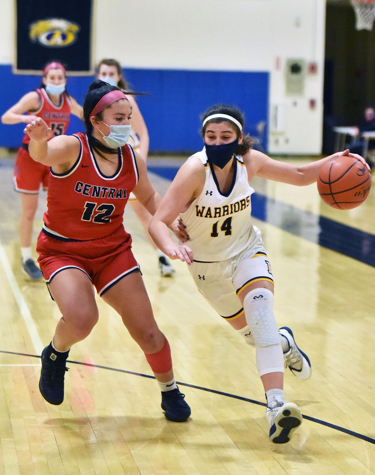 210115_ET_CRU_GirlsBasketball_20.JPG