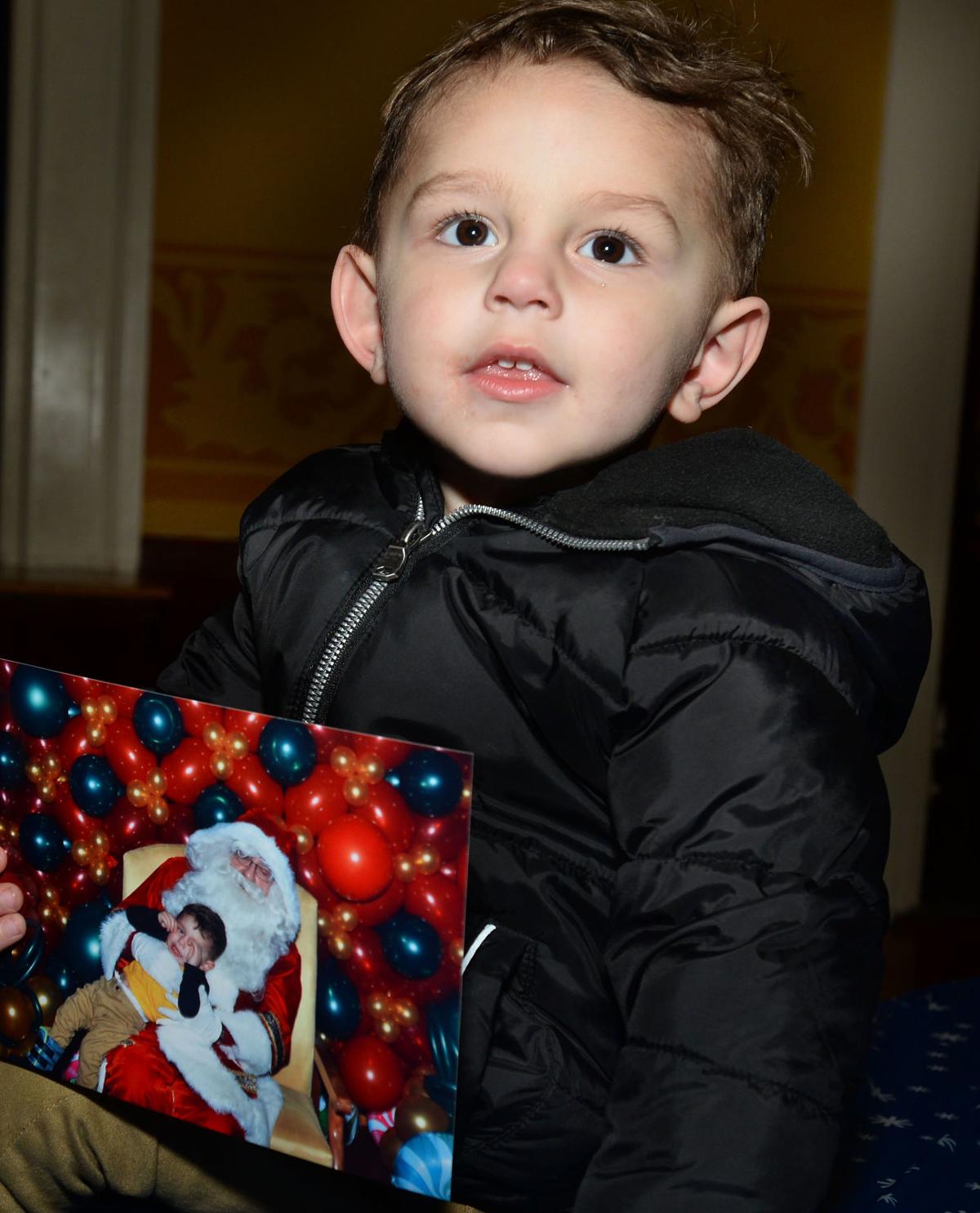 191213_AT_CRU_HOLIDAY HAPPENINGS_3.jpg