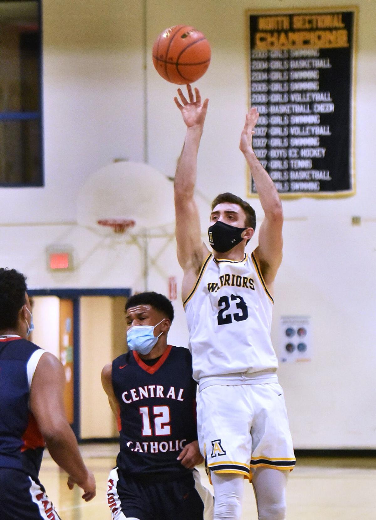 210112_ET_CRU_BASKETBALL_14.JPG