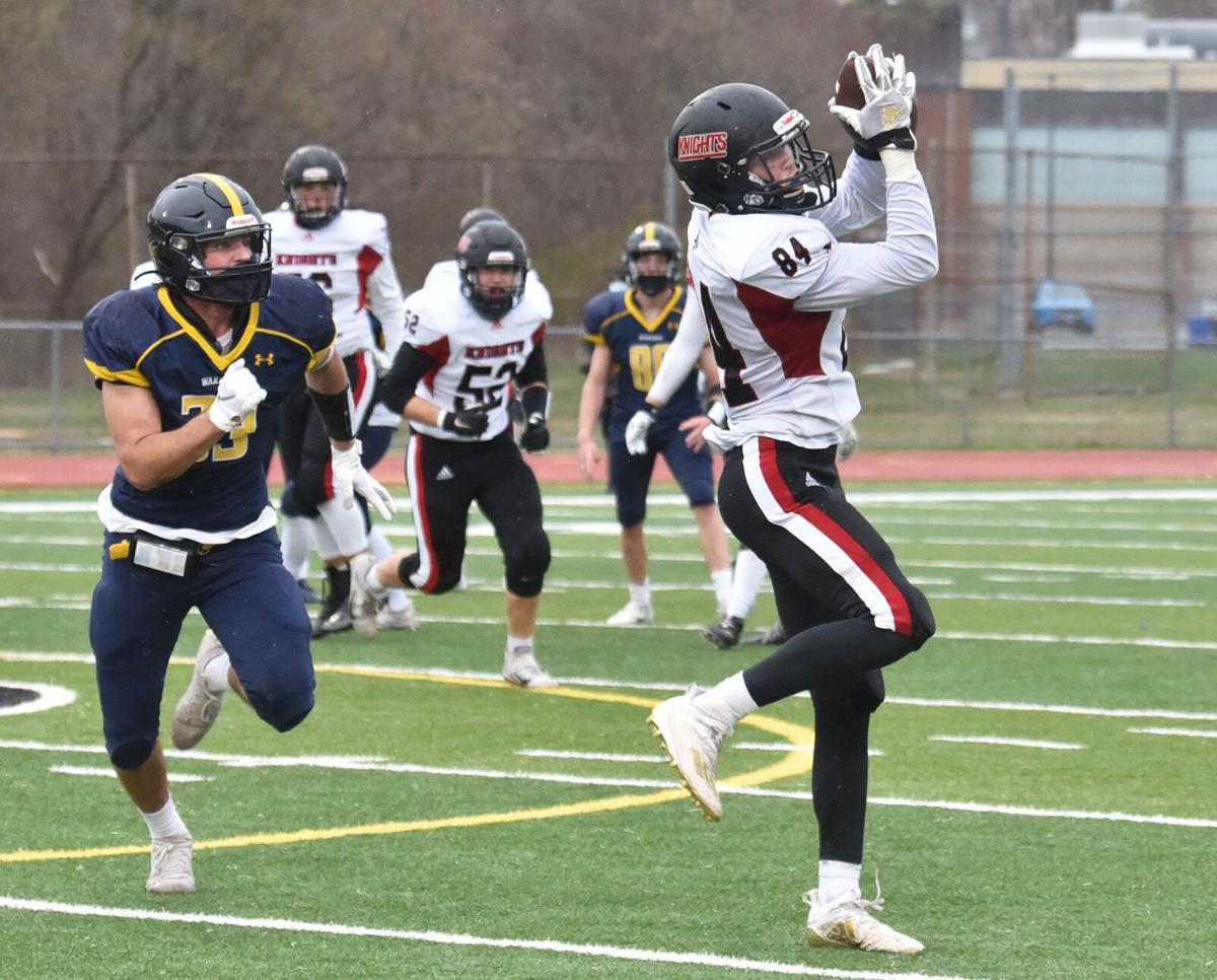 210415_ET_CRU_FOOTBALL_27.jpg